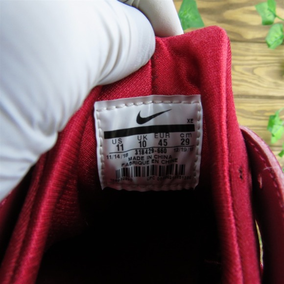 Nike Huarache Men Sneaker Shoes Red Fabric Lace Up Size 11 Medium - Picture 6 of 9